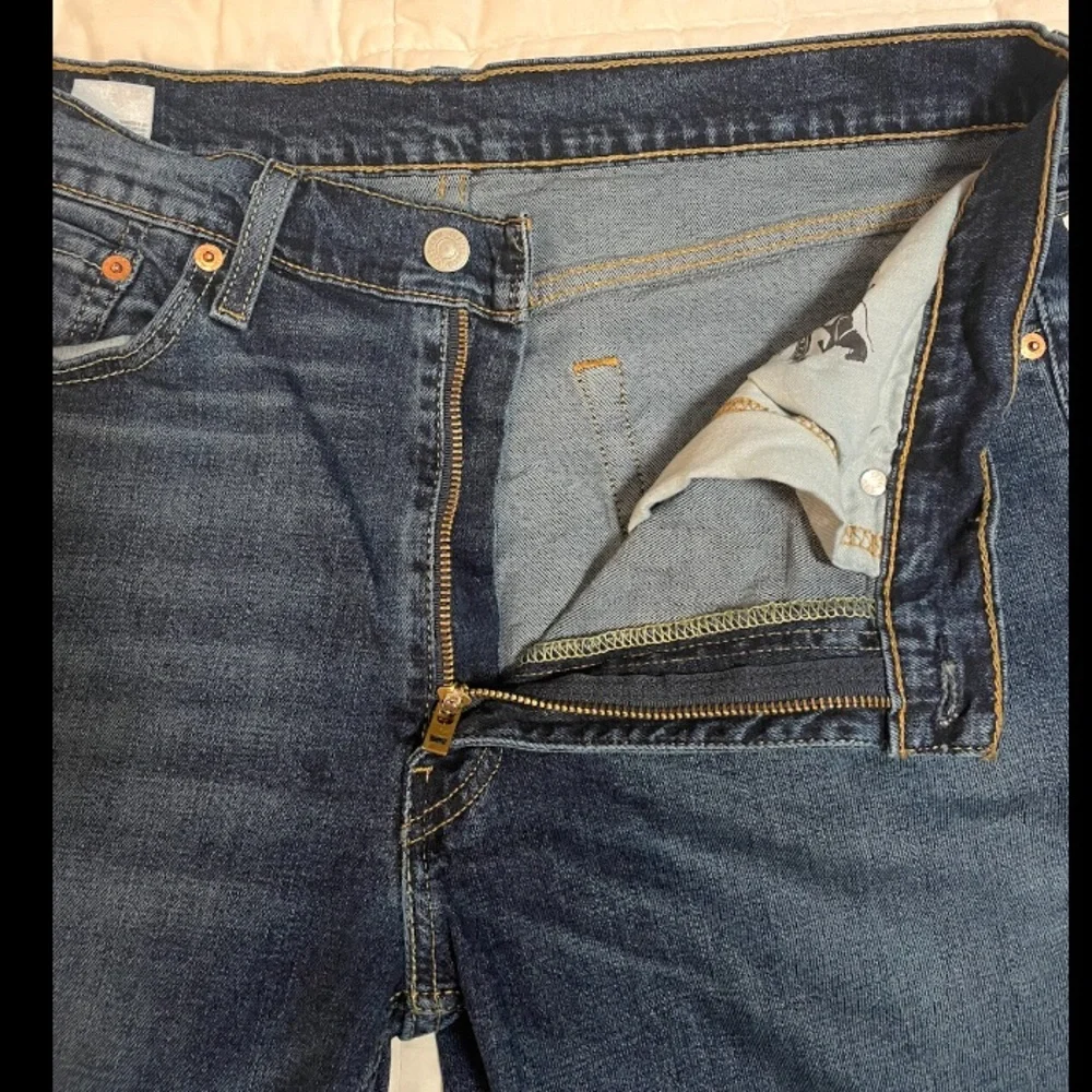 Levis 514 Jeans Mens 36x30 Blue Denim Straight Leg Regular Fit Medium Wash EUC